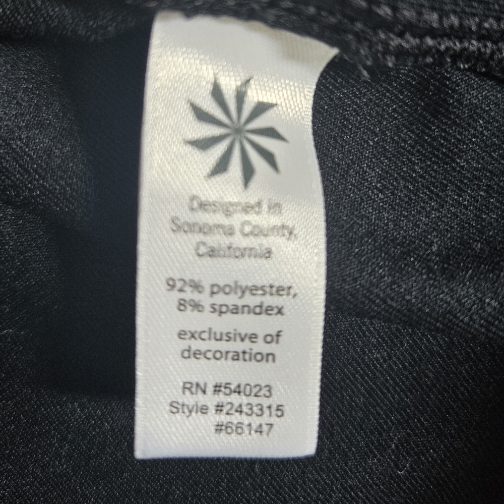 Athleta Running Wild Taped Half Zip Pullover Black Size Large - Picture 7 of 8